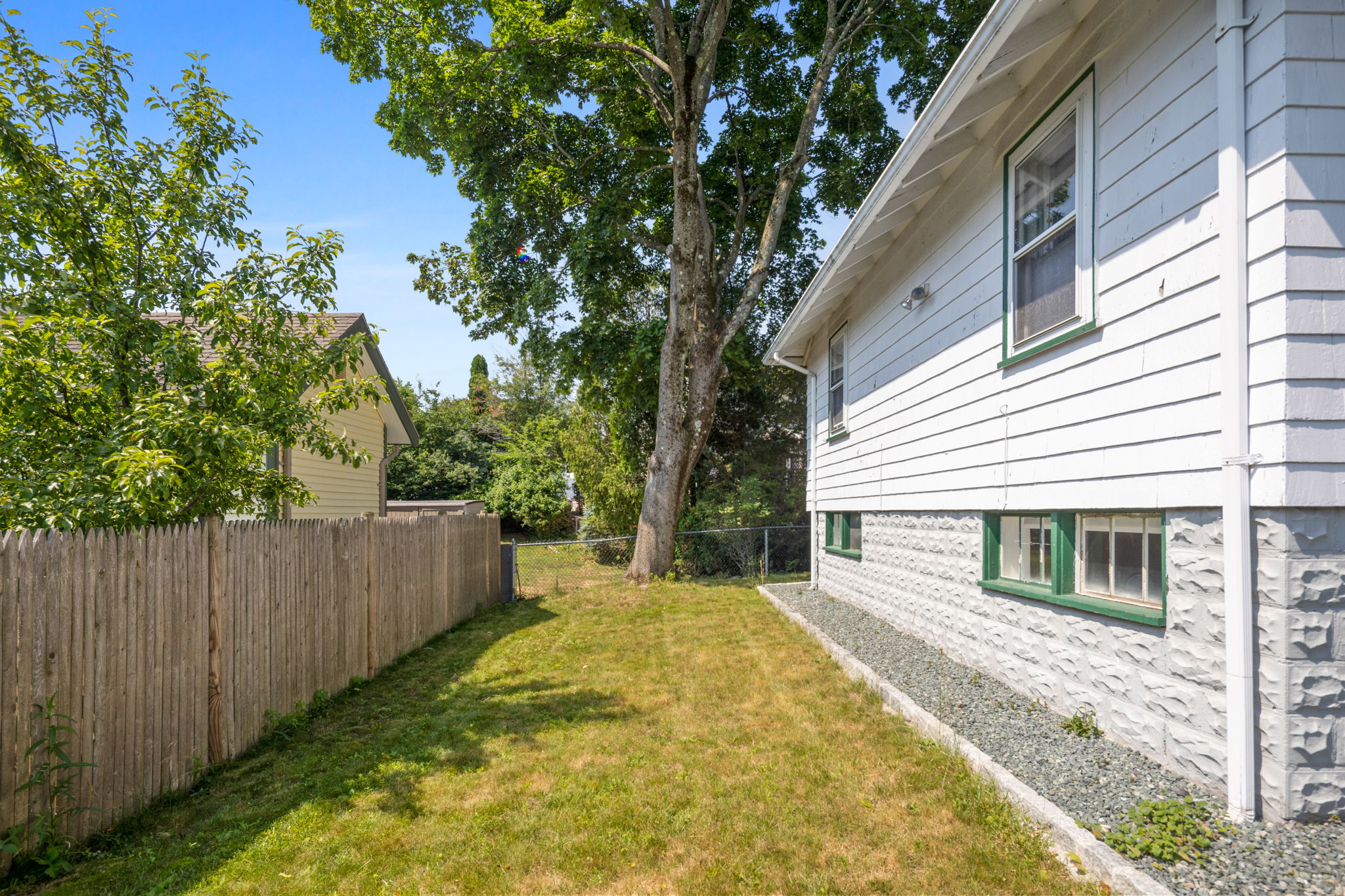 794 Highland Ave photo 7